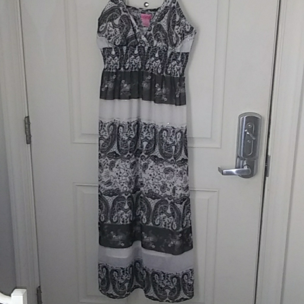 Women's size L maxi dress